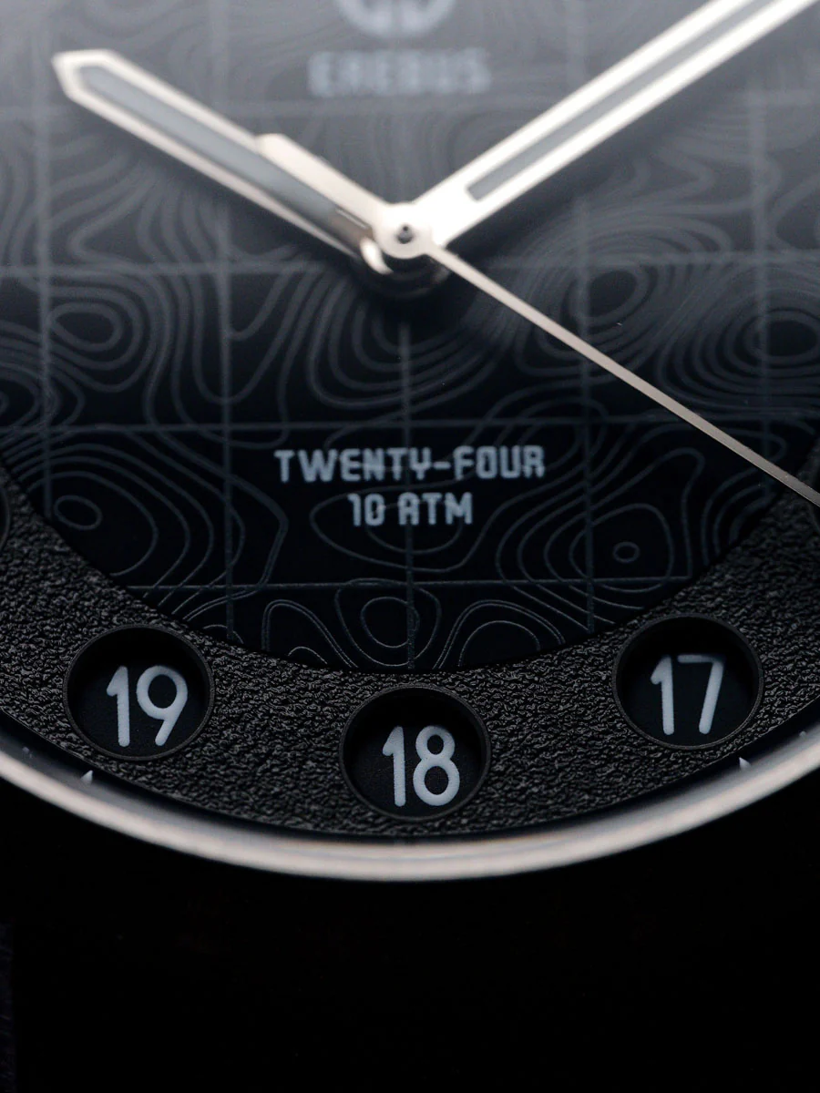 Twenty-Four 40 Contour - Image 8