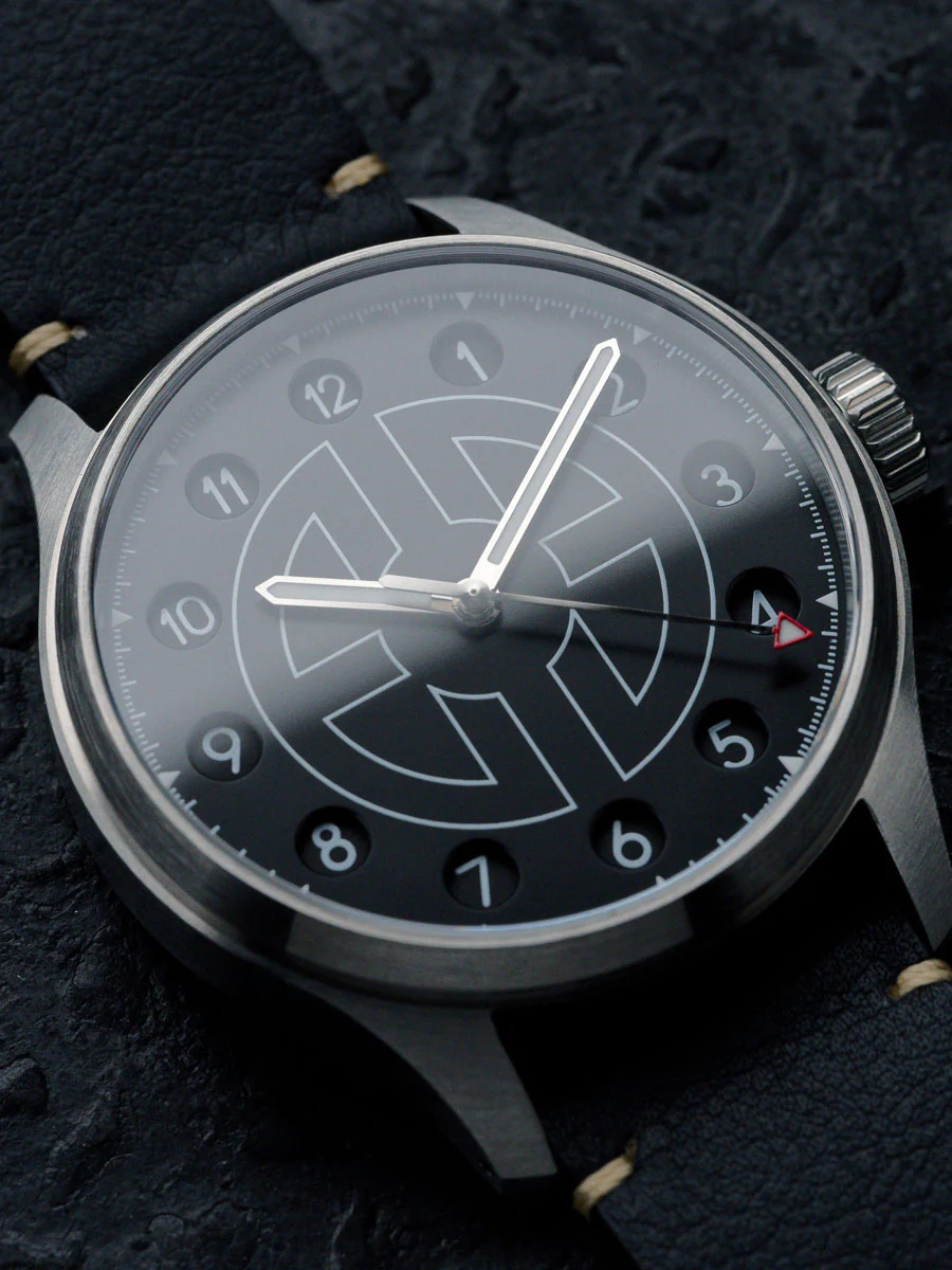 Twenty-Four 40 Erebus White - Image 10