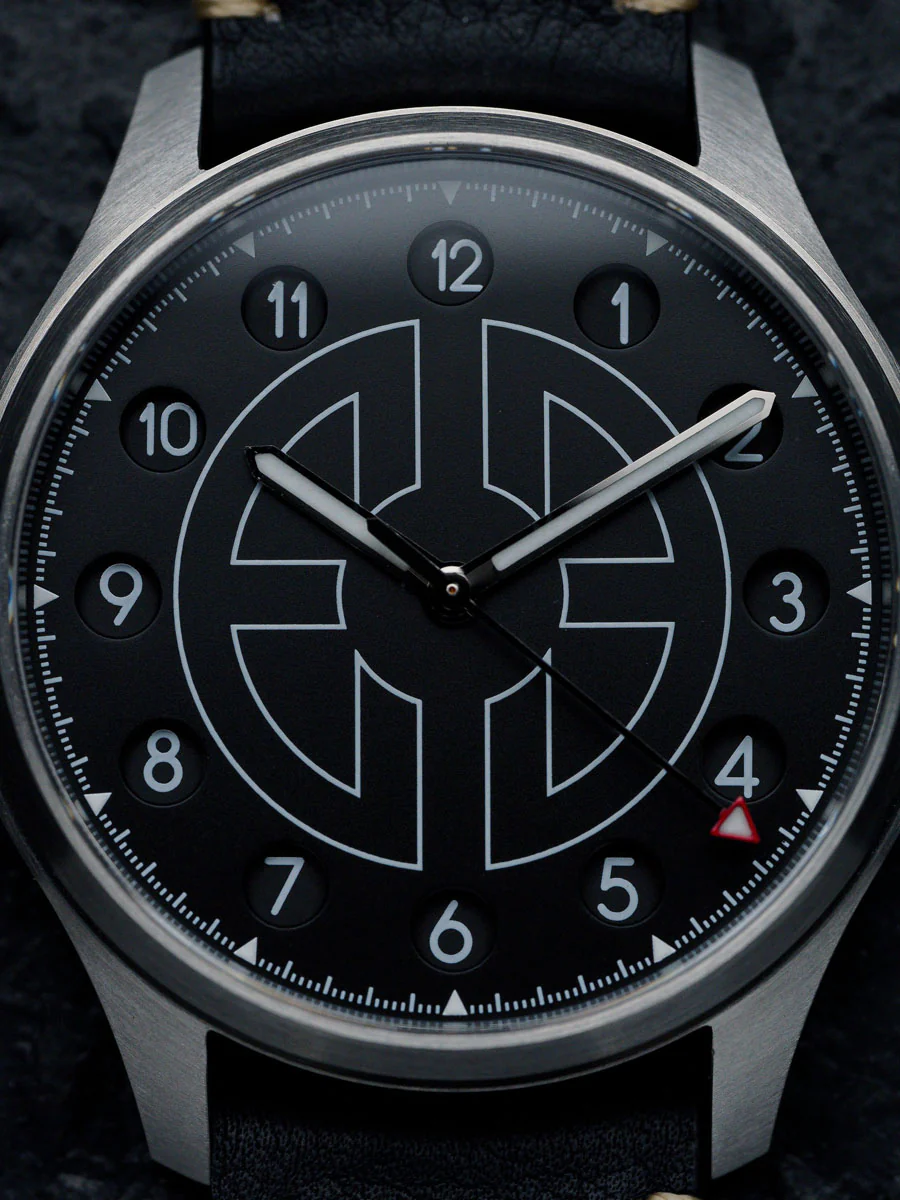 Twenty-Four 40 Erebus White - Image 12