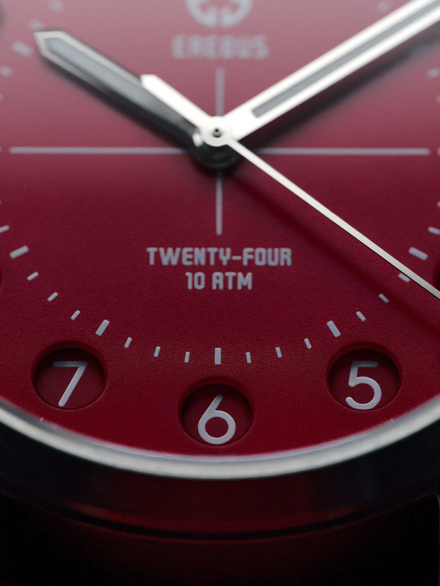 Twenty-Four 40 Red - Image 7